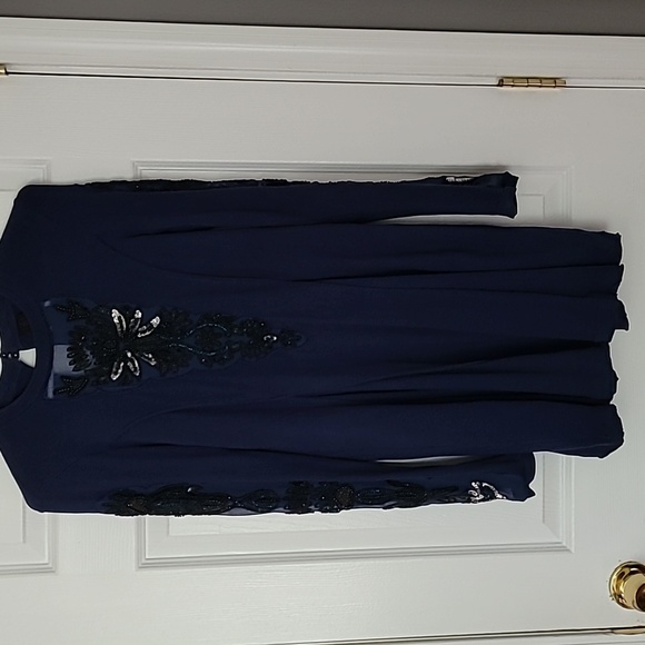 NEW ROMANTICS  Navy dress with embellished sleeves and front of dress. SIZE XS - Picture 4 of 13